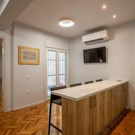 Karolou Ntil- Ground Floor *