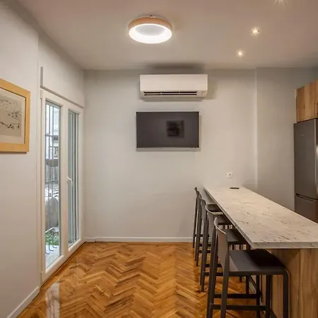 Karolou Ntil- Ground Floor * Thessaloníki